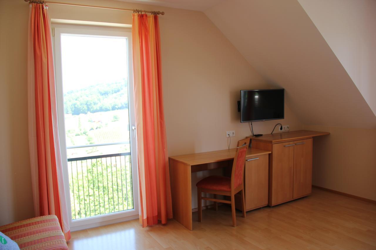 Zweytick Gaestezimmer Weingut Ratsch an der Weinstrasse Ngoại thất bức ảnh