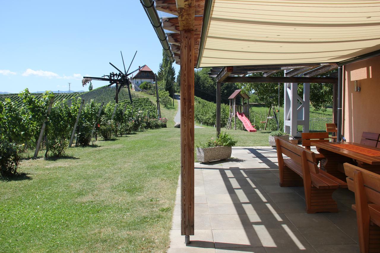 Zweytick Gaestezimmer Weingut Ratsch an der Weinstrasse Ngoại thất bức ảnh
